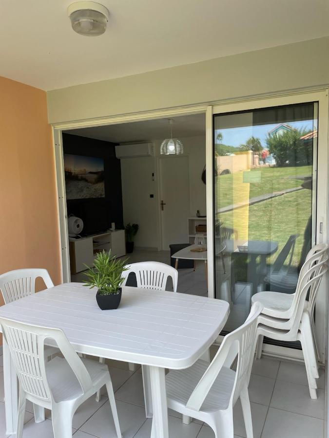 Appartement T2 Route Des Salines Сент-Ан Екстериор снимка