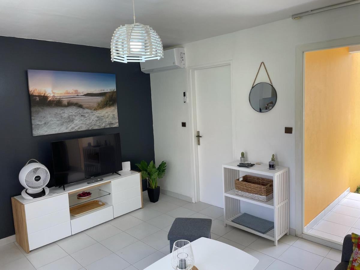 Appartement T2 Route Des Salines Сент-Ан Екстериор снимка