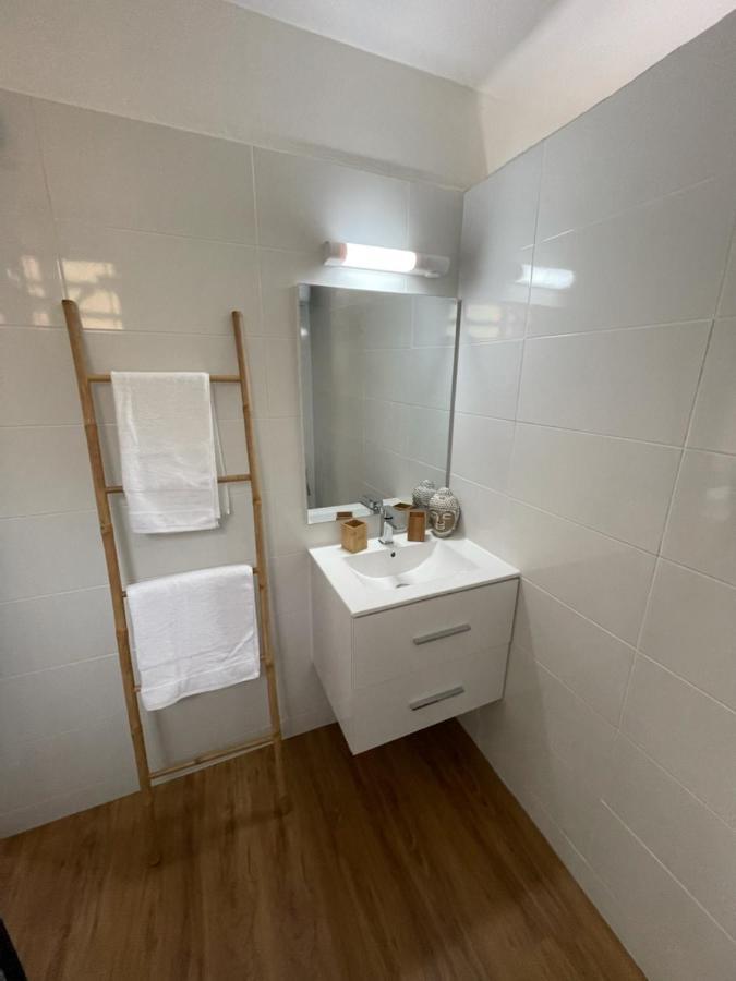 Appartement T2 Route Des Salines Сент-Ан Екстериор снимка