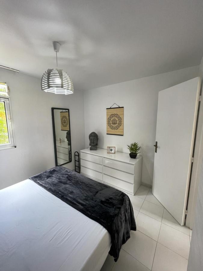 Appartement T2 Route Des Salines Сент-Ан Екстериор снимка